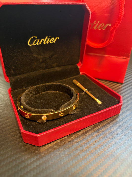 Cartier love bracelet